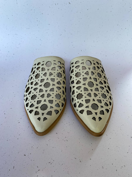 simple arabesque - High Quality Leather,cream Sandals, Handmade