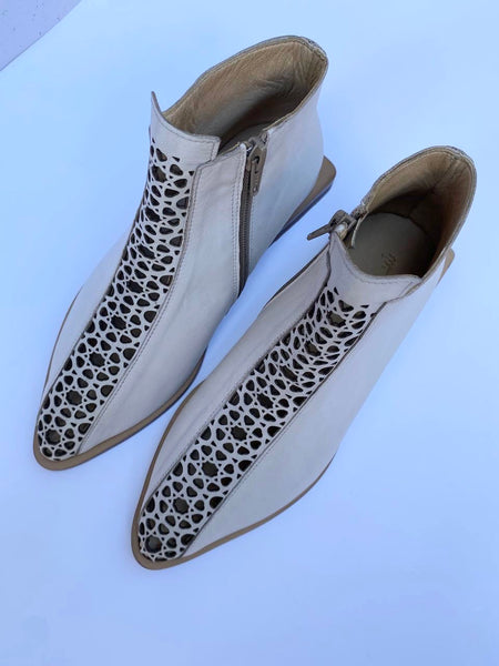 ARABESQUE - High Quality Leather, Black Shoe, Handmade